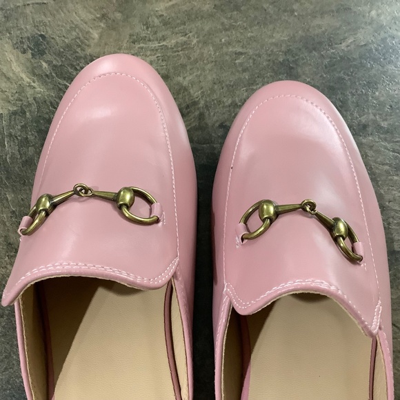 New condition Pink Slip ons 8.5/9 - Picture 10 of 13